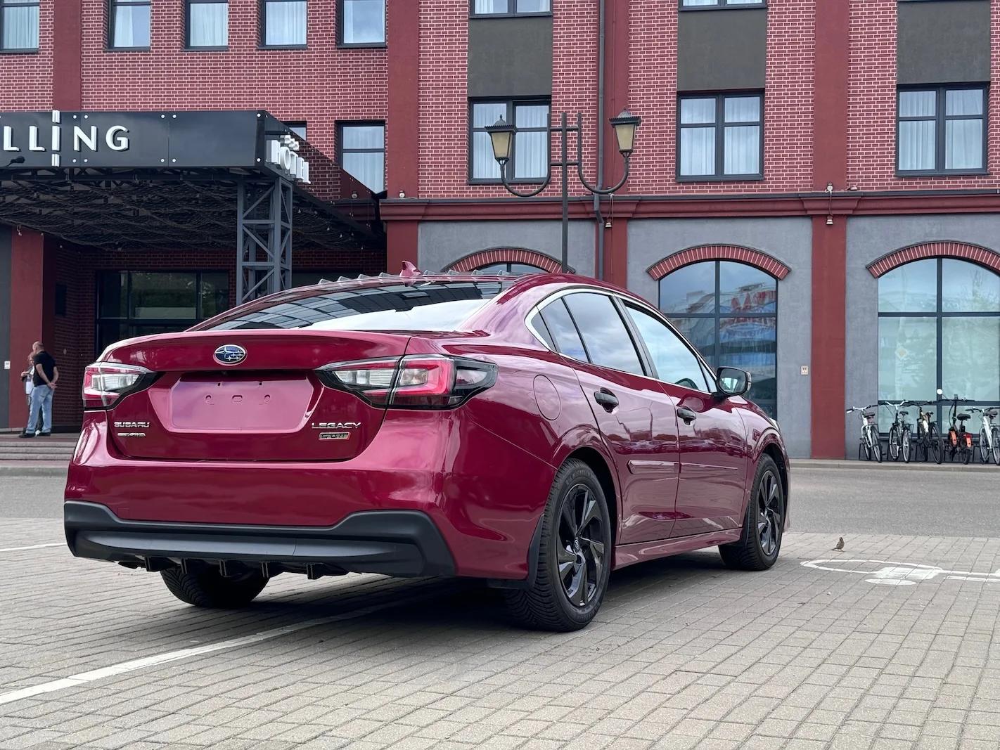 Subaru Legacy фото 5