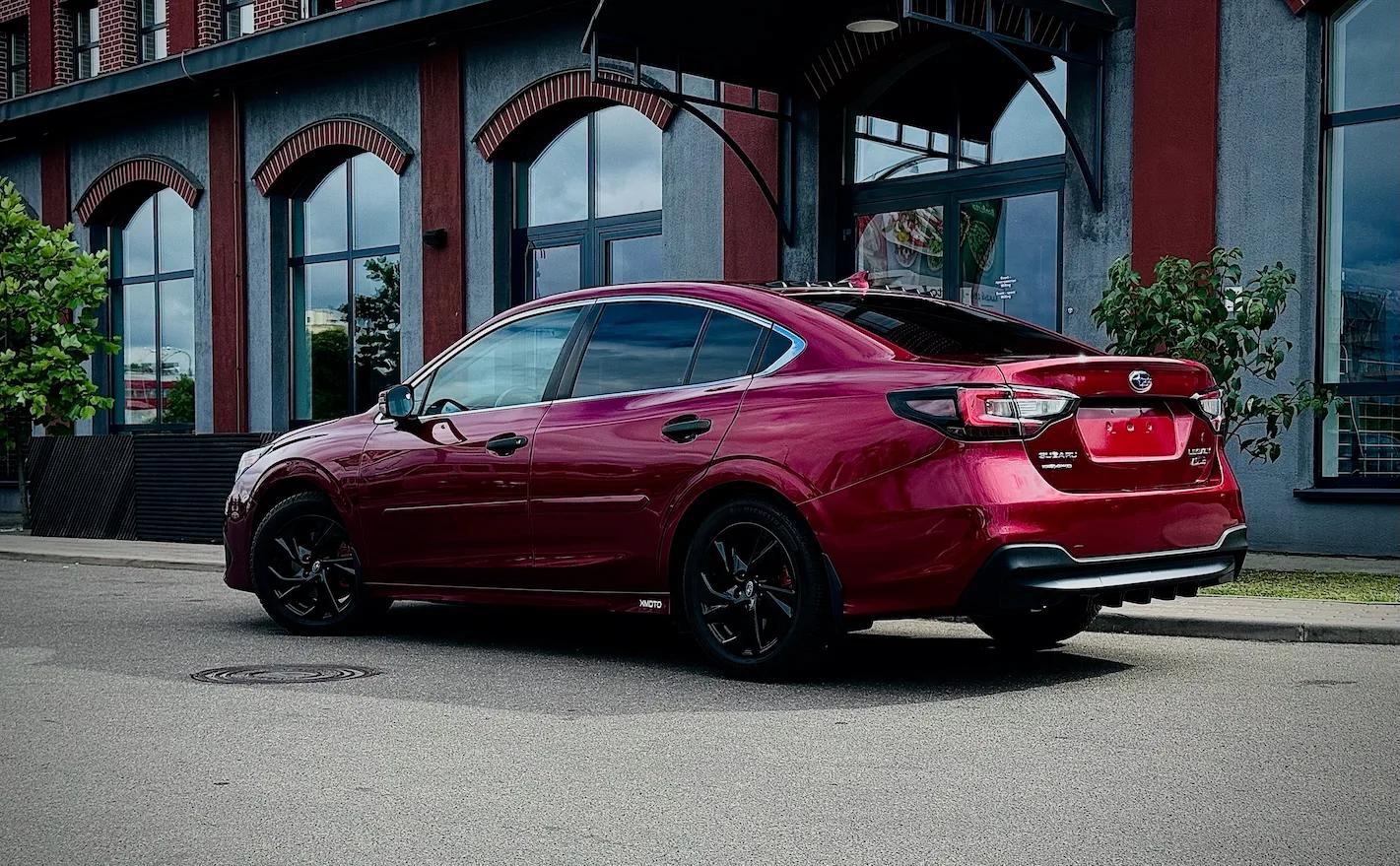 Subaru Legacy фото 4